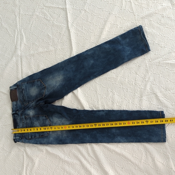 Jeans - Picture 3 of 6